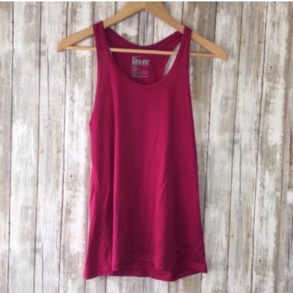 Nike Tops - Nike Dri Fit Magenta Tank